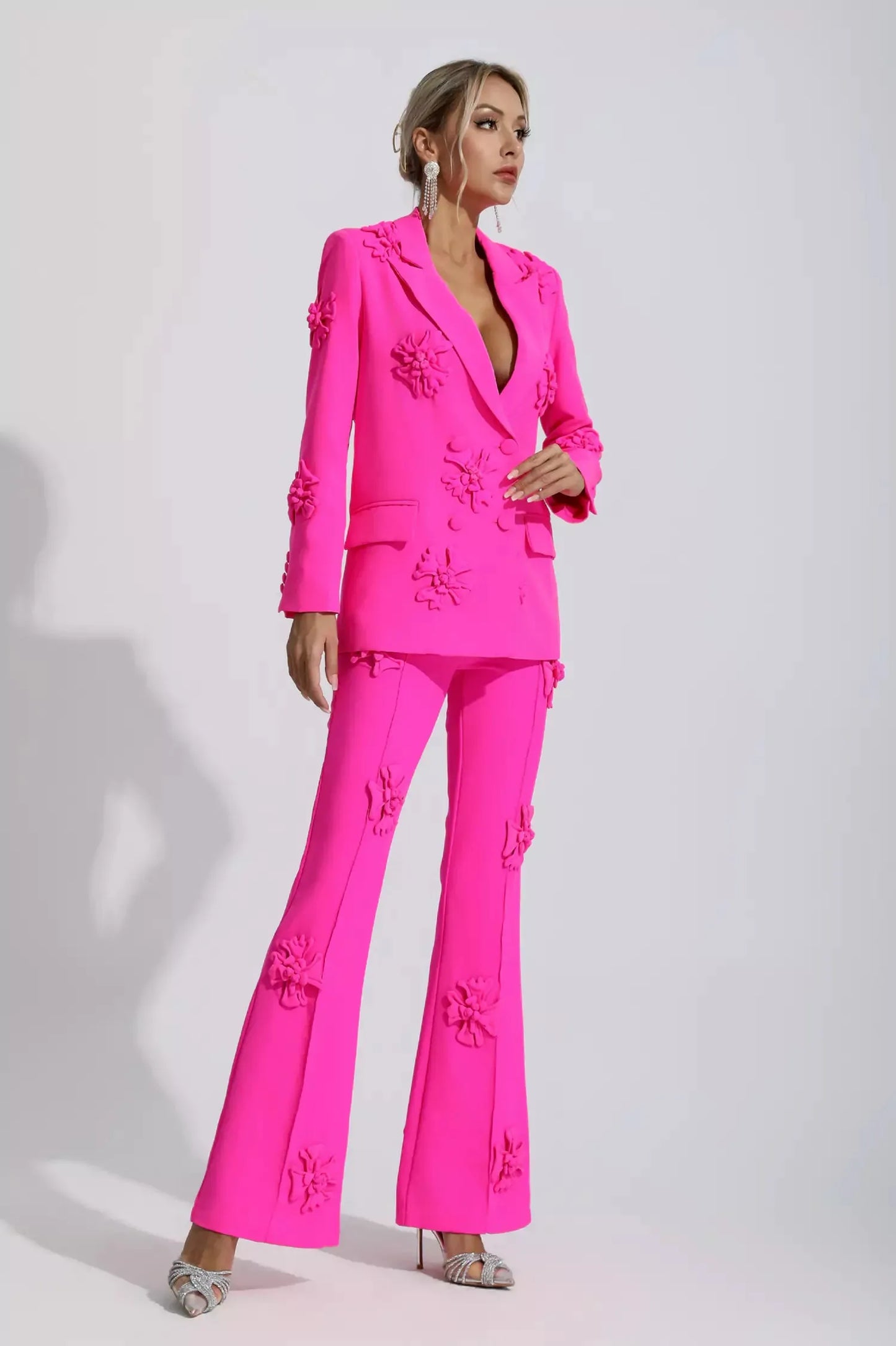 Ari Pembe Jakarlı Çiçekli Blazer Takım