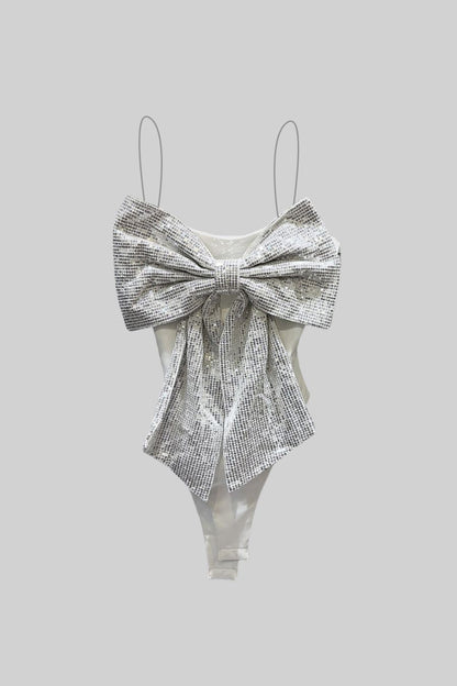 Önü Büyük Pullu Fiyonklu Bodysuit